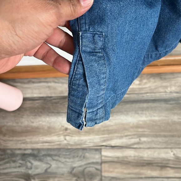 Vintage COLOURS by Alexander Julian button down denim shirt - Picture 5 of 9